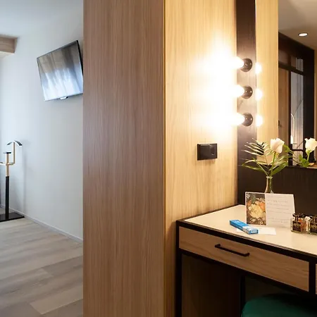 Nivia Born Boutique Hotel 5*