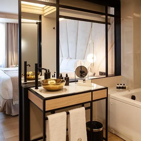 Nivia Born Boutique Hotel 5*