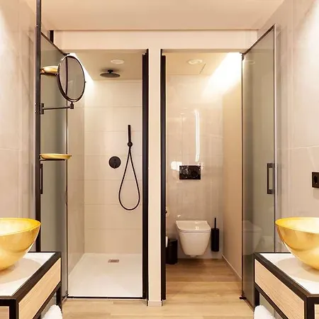 Hotel Nivia Born Boutique 5*