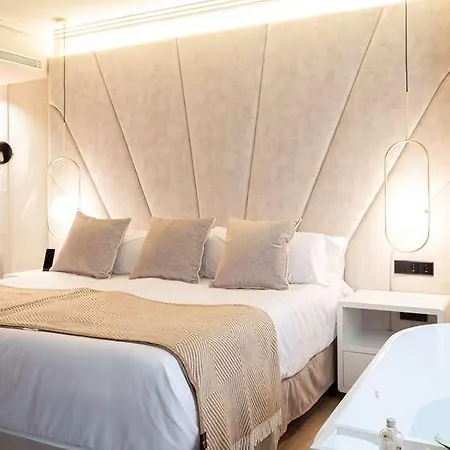 Nivia Born Boutique Hotel 5*